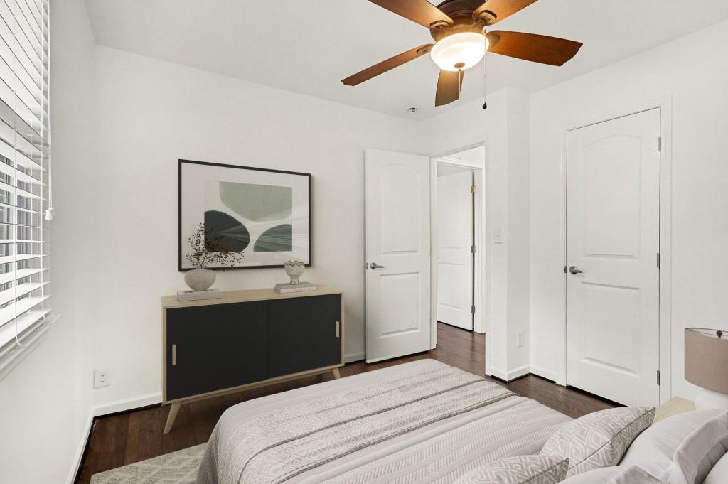 3053 Hollywood Drive