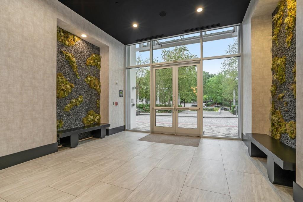 3324 Peachtree Road NE Unit 1915