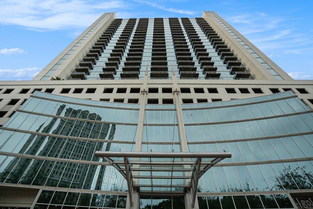 3324 Peachtree Road NE Unit 1915