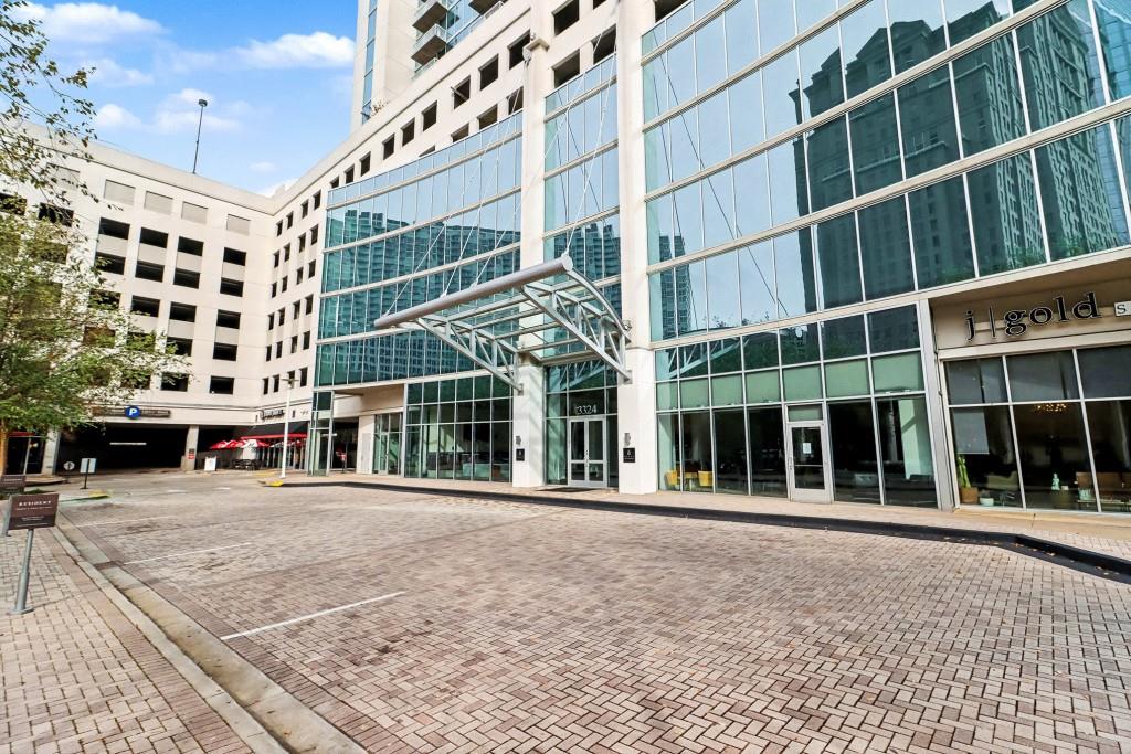 3324 Peachtree Road NE Unit 1915