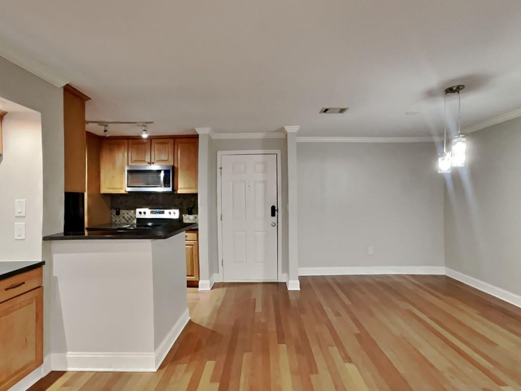 1202 Pine Heights Drive NE