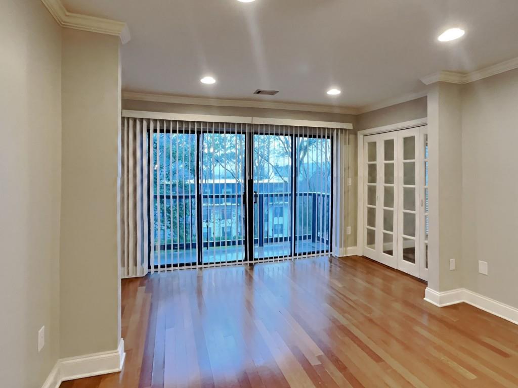 1202 Pine Heights Drive NE