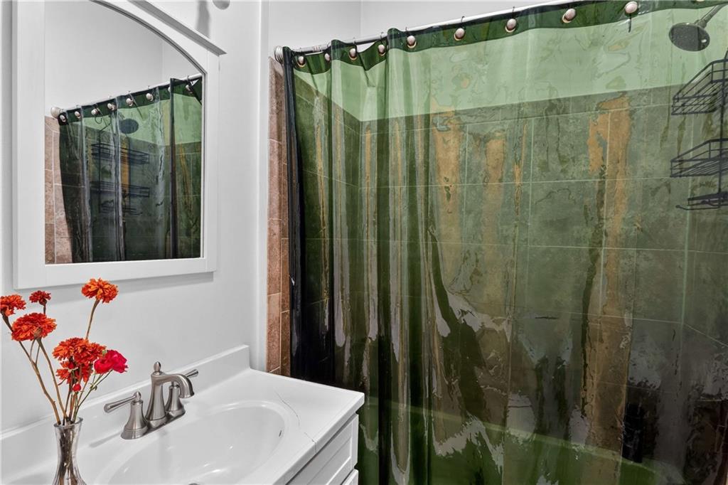 1411 Glenwood Avenue SE