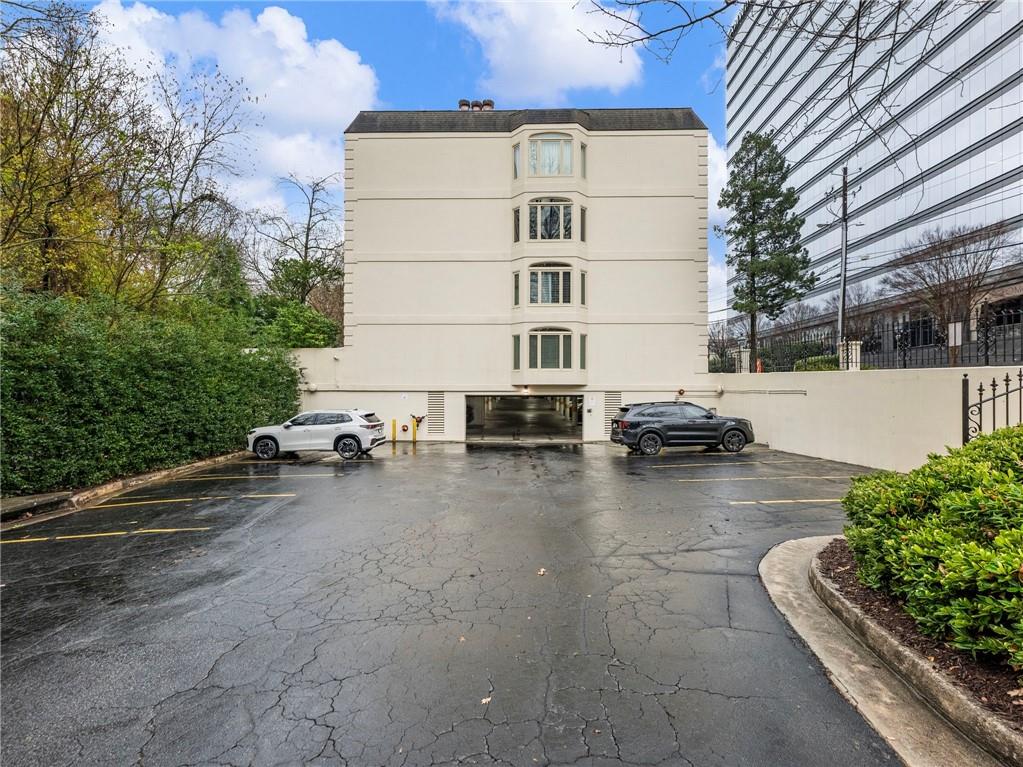 3636 Peachtree Road NE Unit 405
