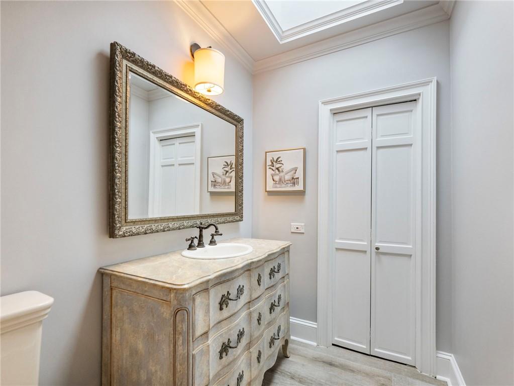 3636 Peachtree Road NE Unit 405