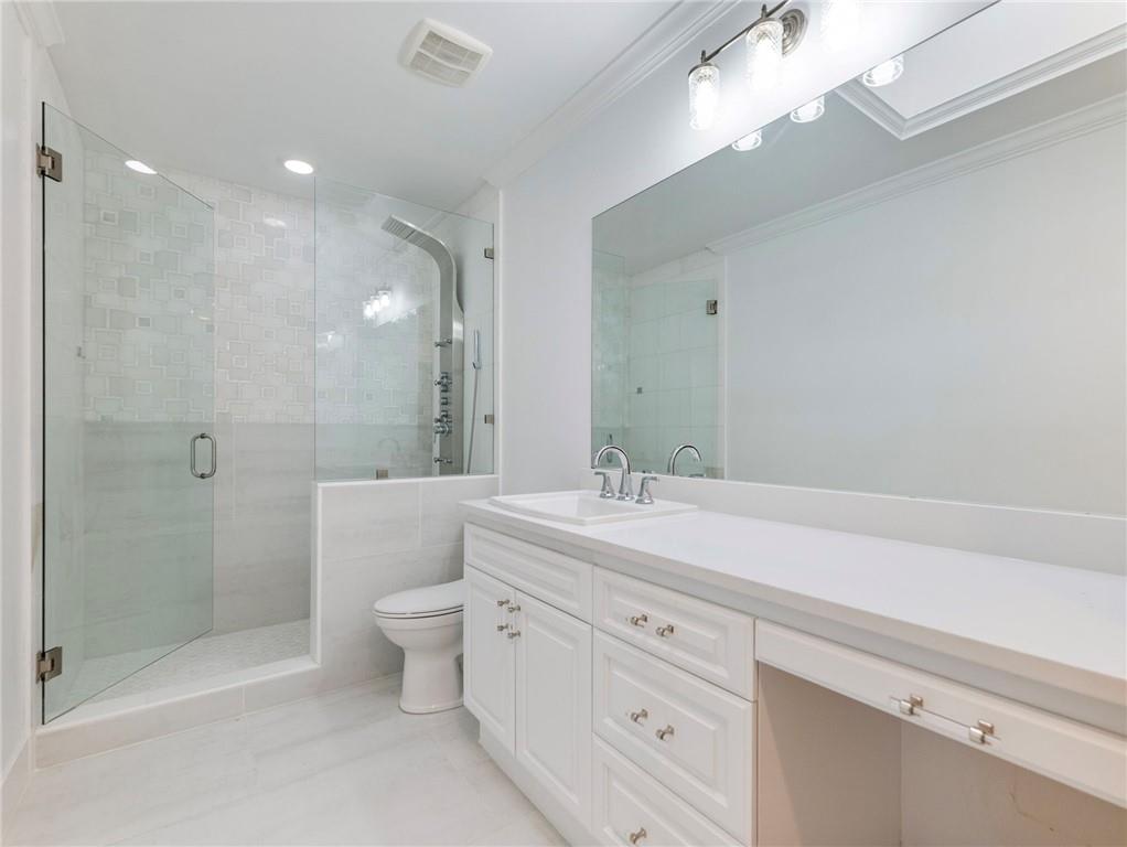 3636 Peachtree Road NE Unit 405