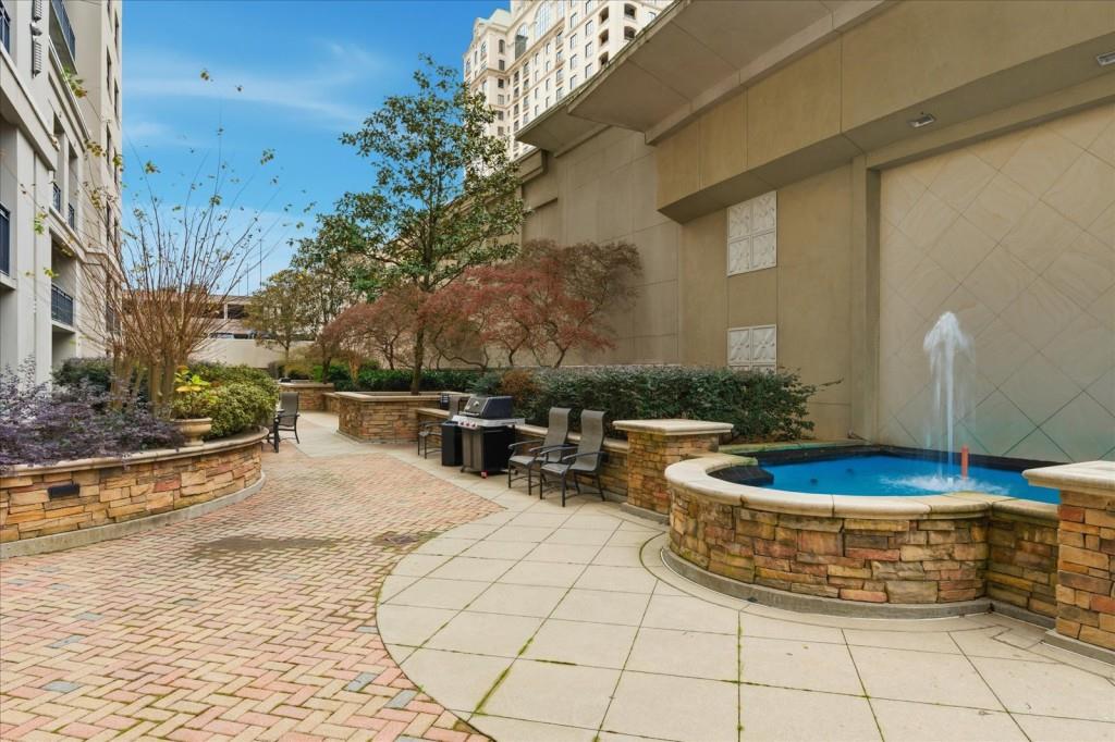 3040 Peachtree Road NW Unit 805