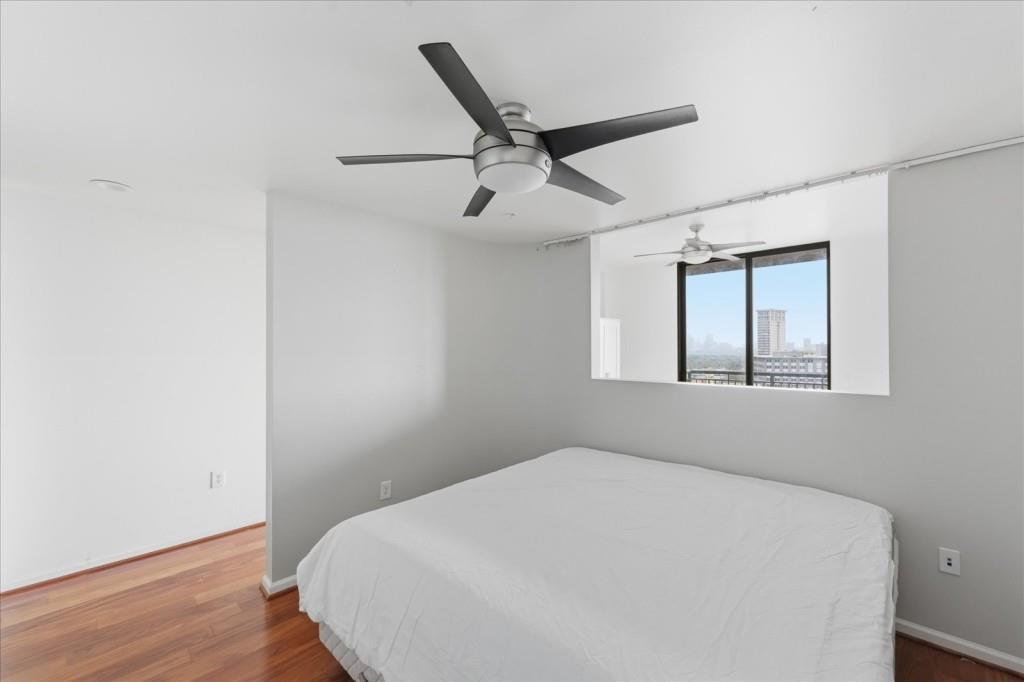 3040 Peachtree Road NW Unit 805