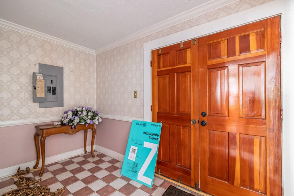 597 Auburn Avenue NE