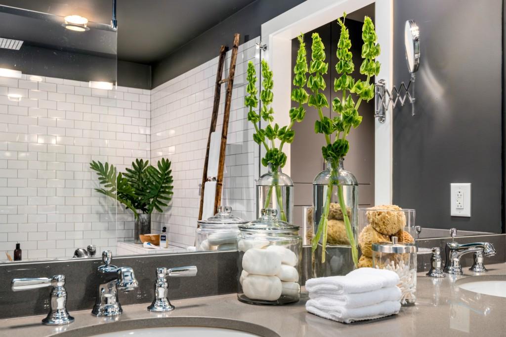 1100 Howell Mill Road NW Unit 201