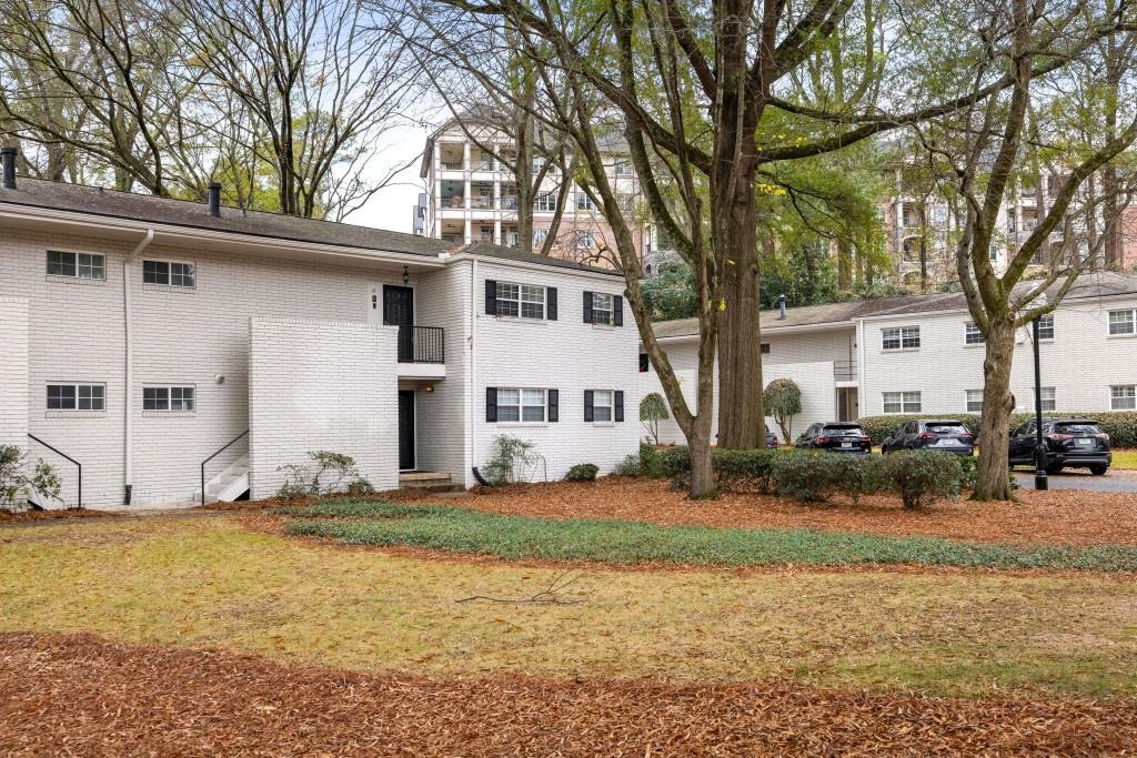 311 Peachtree Hills Avenue NE Unit 4D