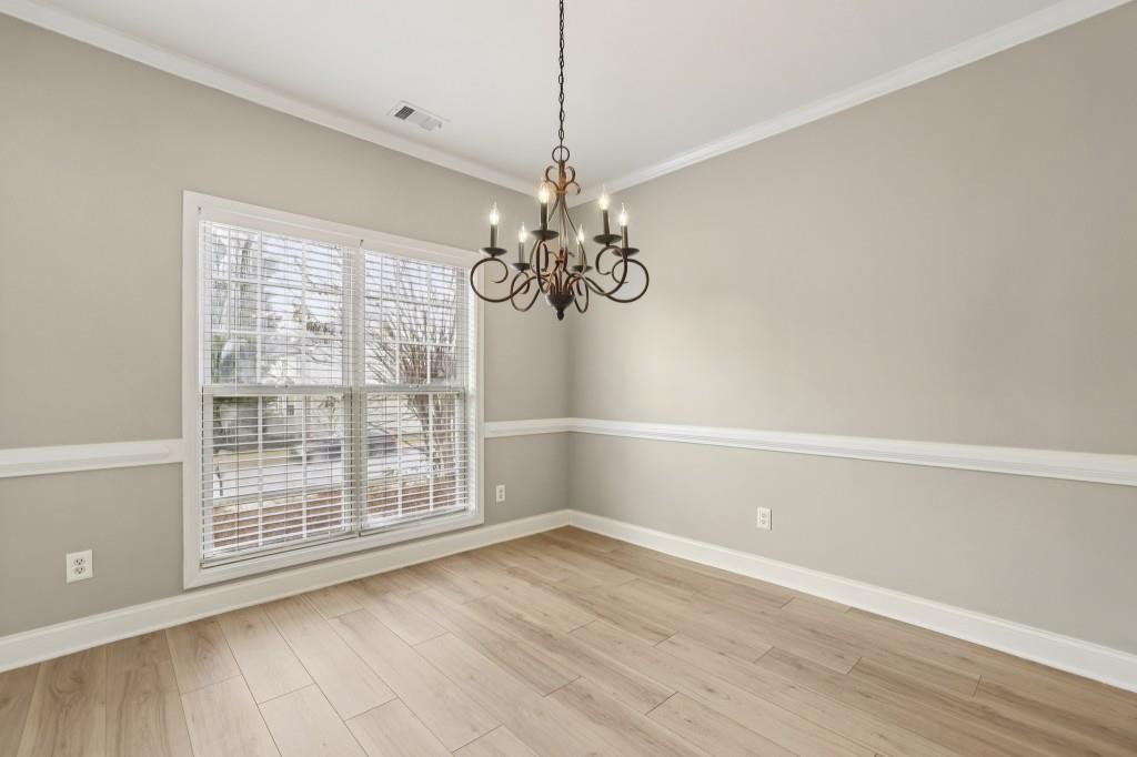 1090 Great Oaks Drive