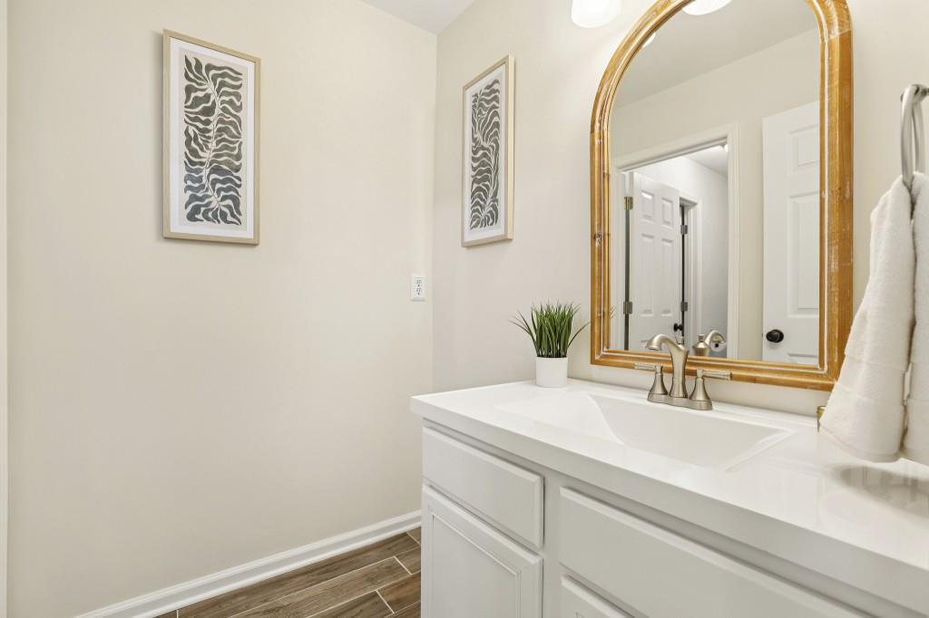 1090 Great Oaks Drive