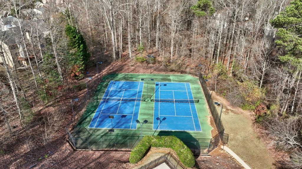 1090 Great Oaks Drive