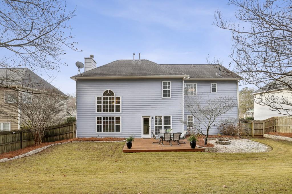 1090 Great Oaks Drive