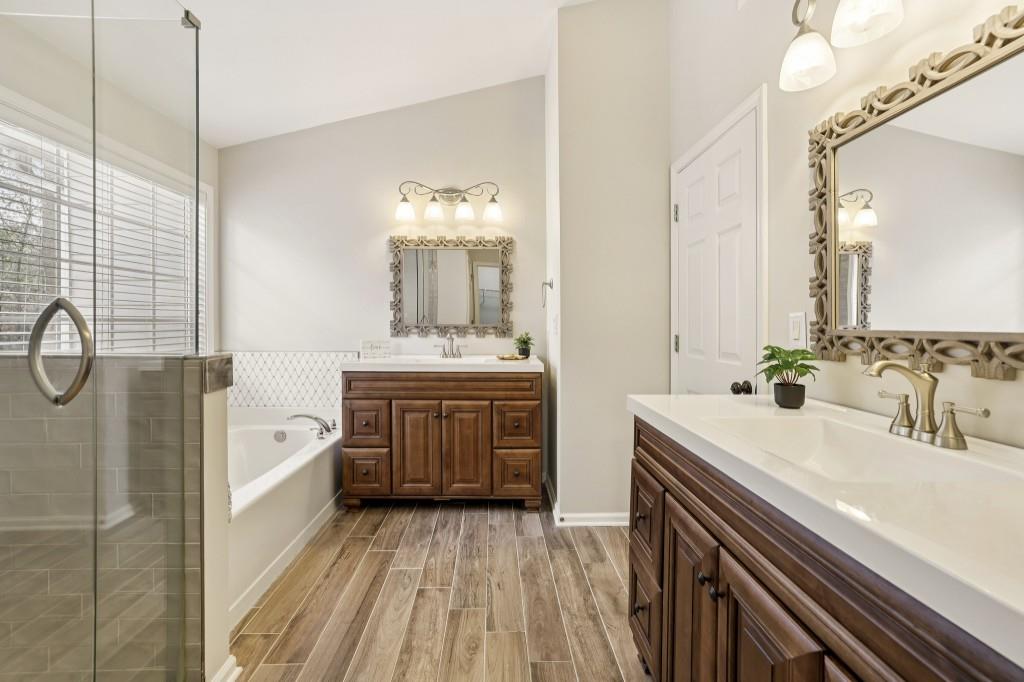 1090 Great Oaks Drive