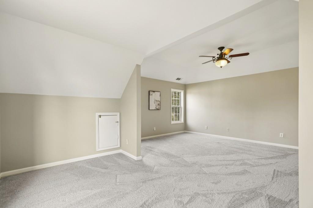 1090 Great Oaks Drive