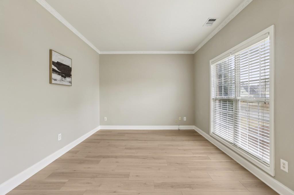 1090 Great Oaks Drive