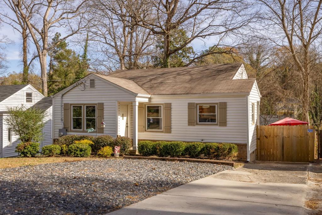 1384 Westmont Road SW