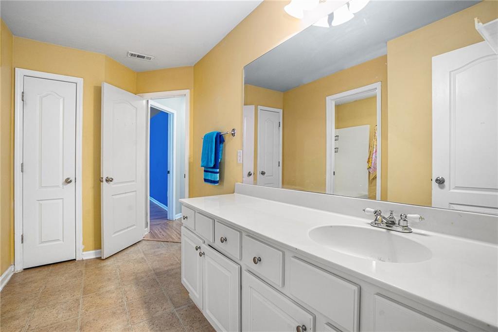 3745 PARK HILL Circle