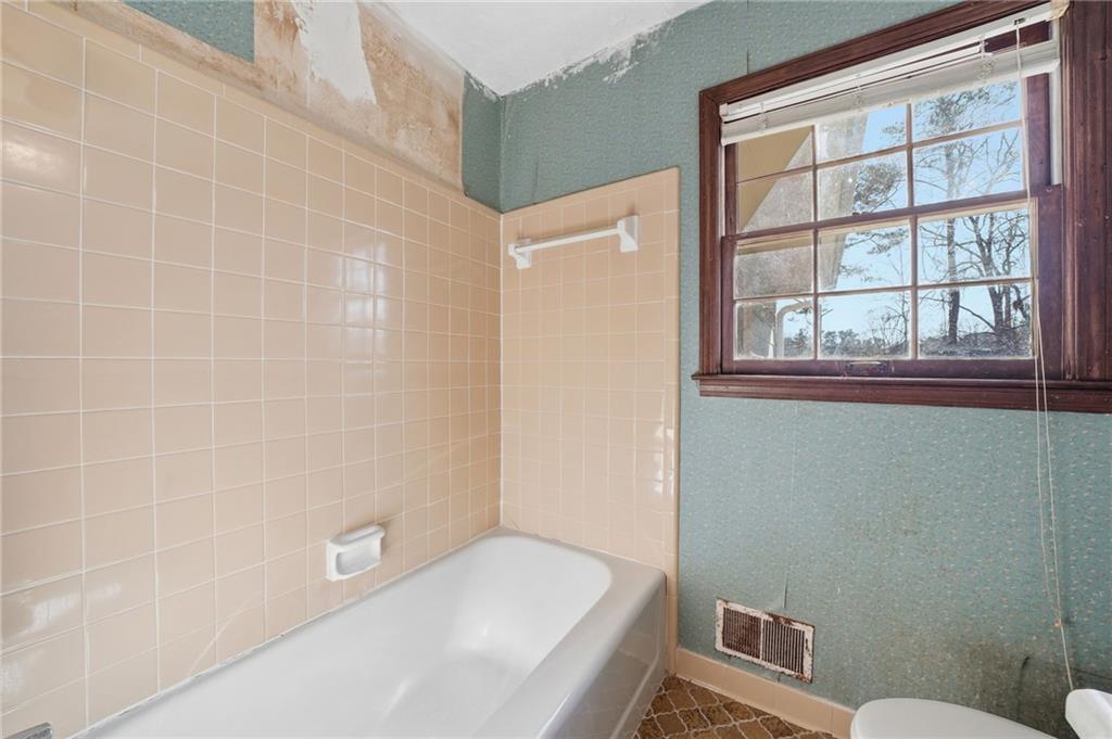 2272 Stoney Ford Drive NE