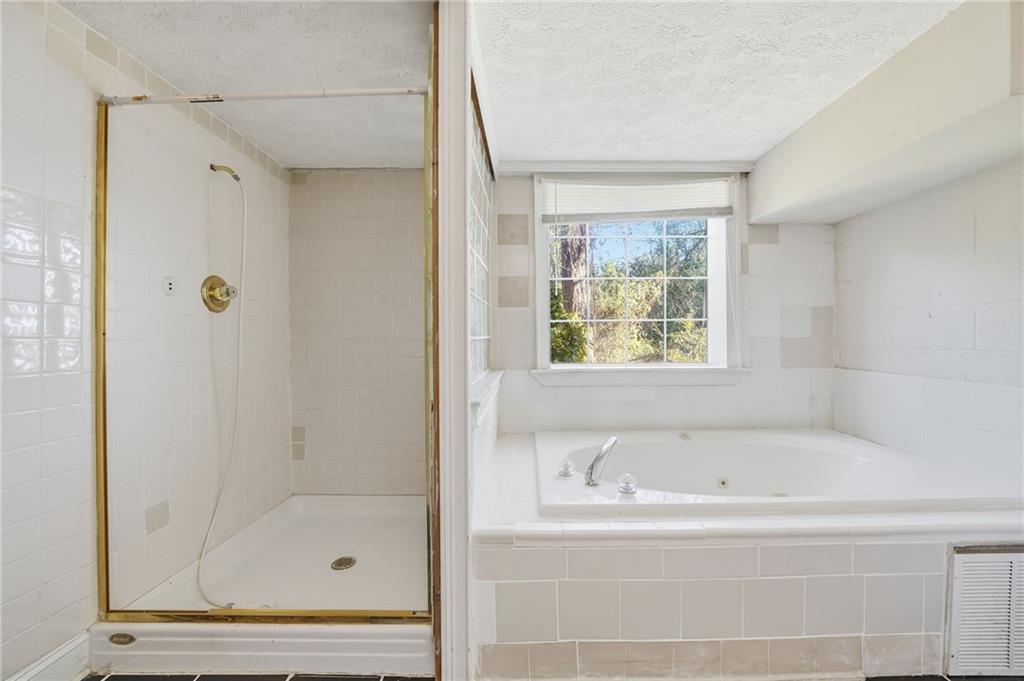 2272 Stoney Ford Drive NE