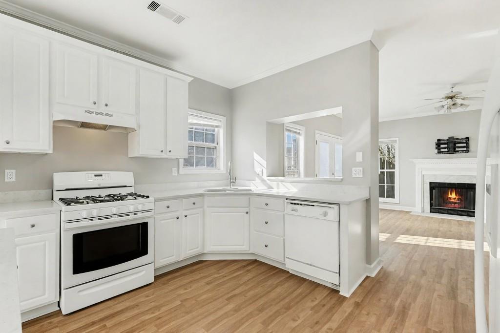 4001 Kingsbrook Boulevard