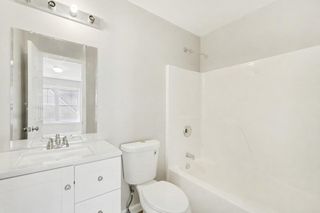 4001 Kingsbrook Boulevard