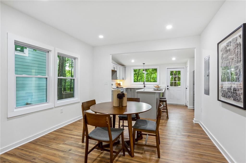 698 Garibaldi Street SW