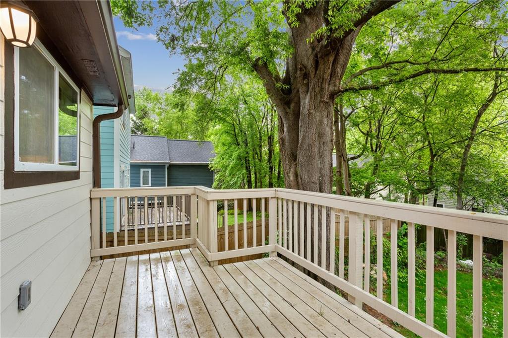 698 Garibaldi Street SW