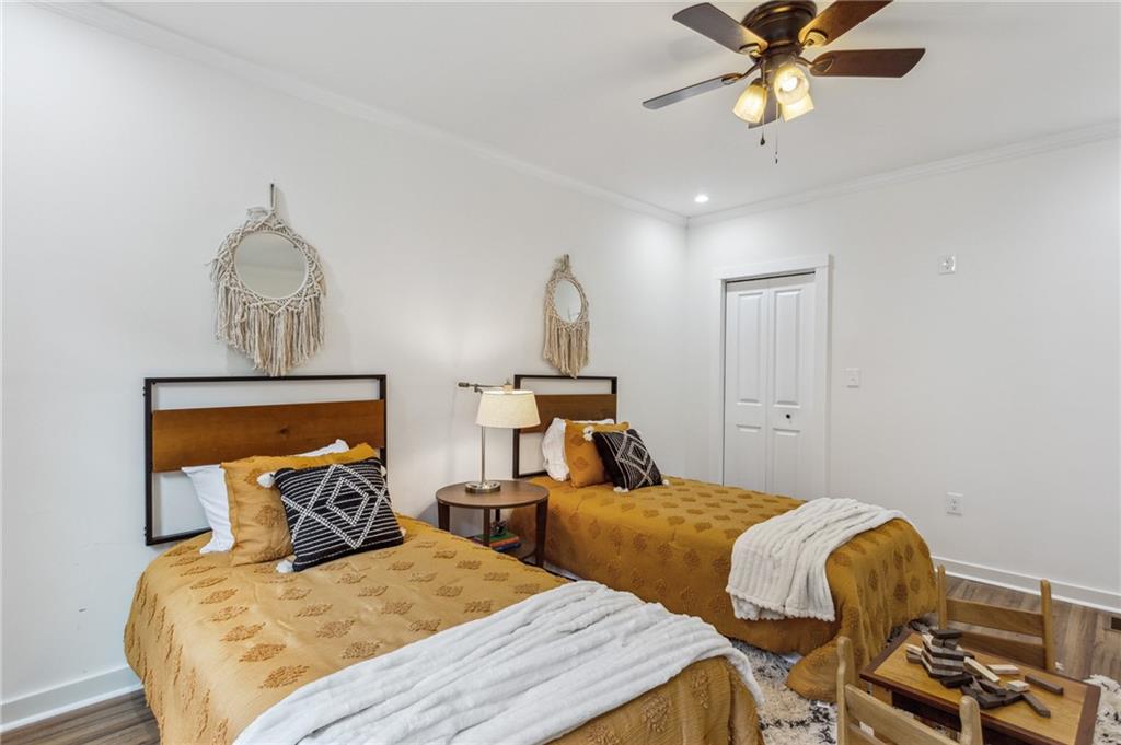 698 Garibaldi Street SW