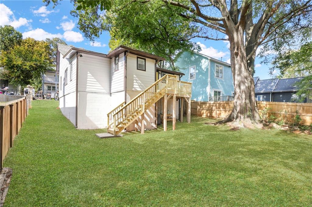 698 Garibaldi Street SW