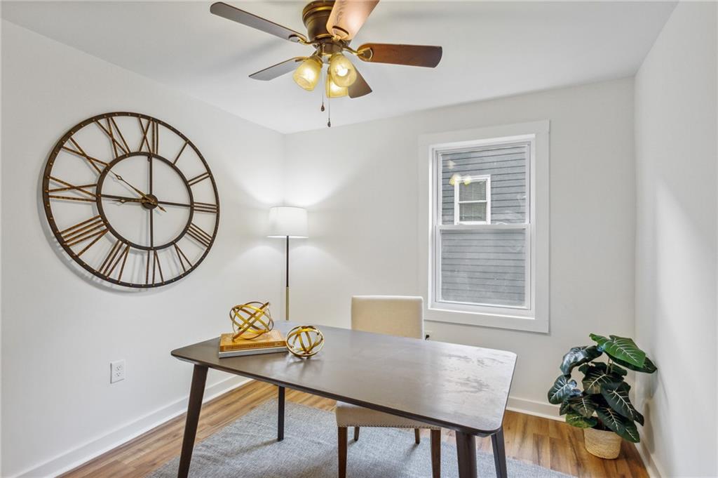 698 Garibaldi Street SW