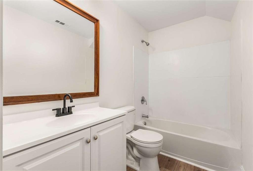 94 Lucy Street SE Unit A