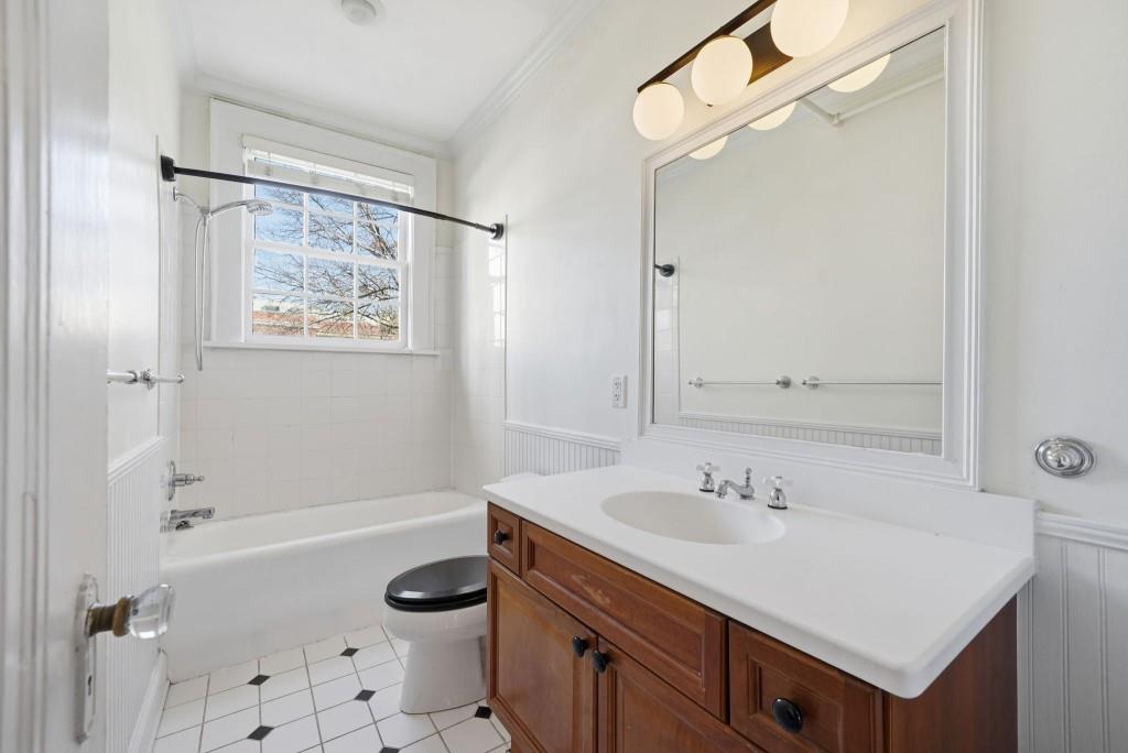 2814 Peachtree Road NW Unit 4