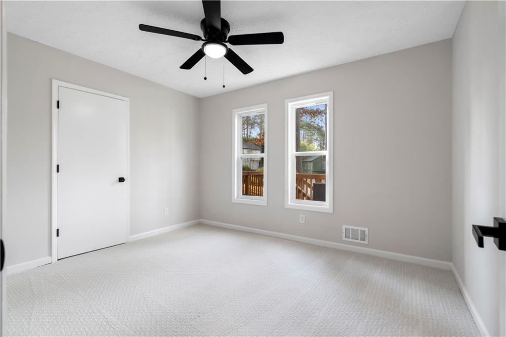 767 Starmist Court NE