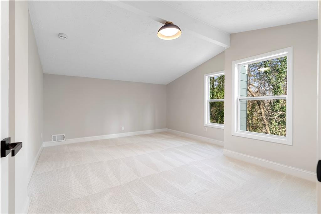 767 Starmist Court NE