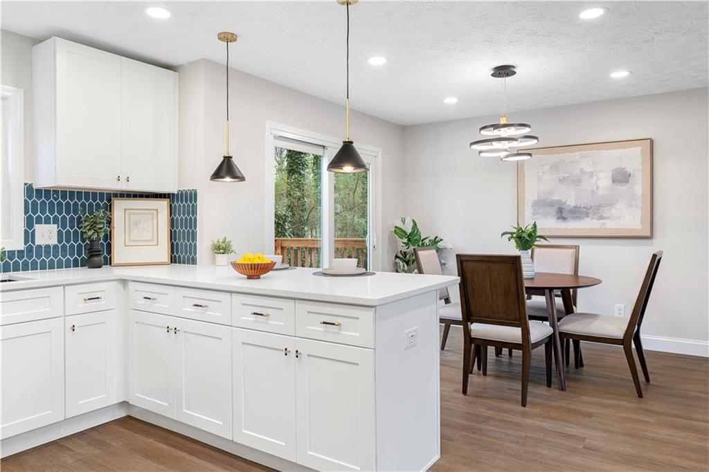 767 Starmist Court NE