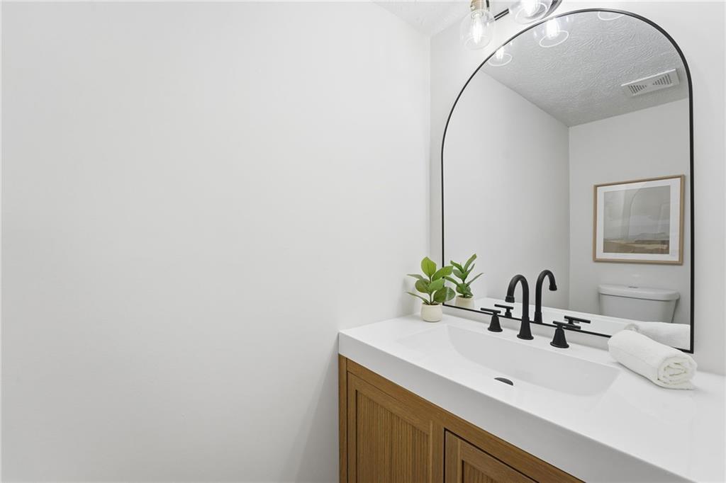 2939 Carrie Farm Road NW