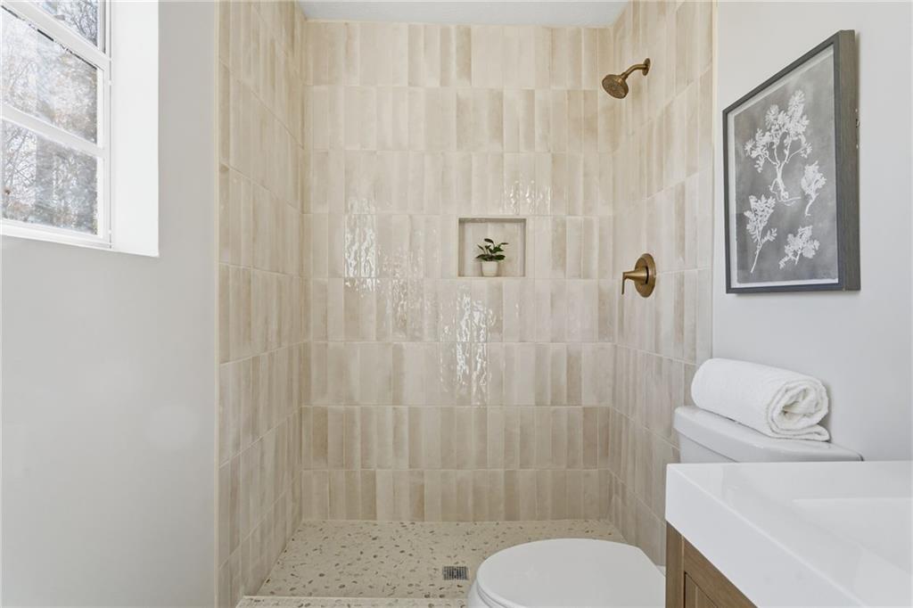 2939 Carrie Farm Road NW