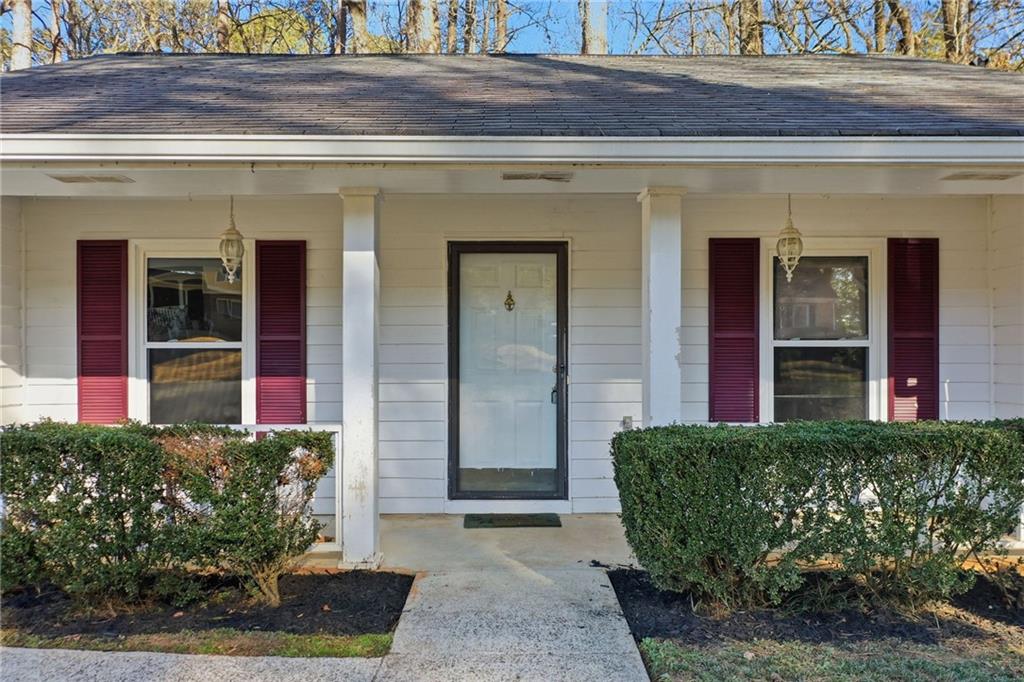 566 Sugar Valley Lane SE