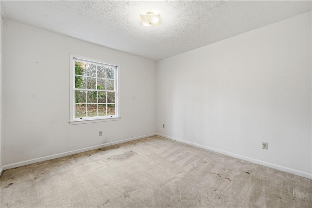 1715 Hidden Hollow Court SW