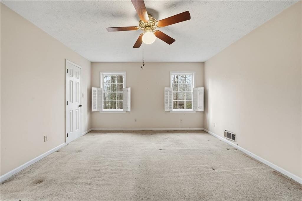 1715 Hidden Hollow Court SW