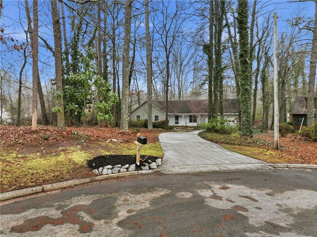 1715 Hidden Hollow Court SW