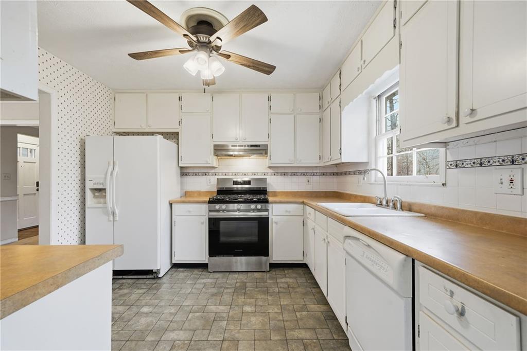 1715 Hidden Hollow Court SW