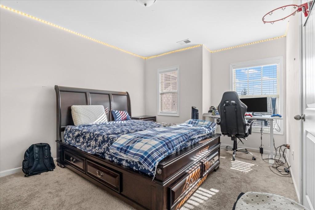 1615 Hampton Oaks Drive