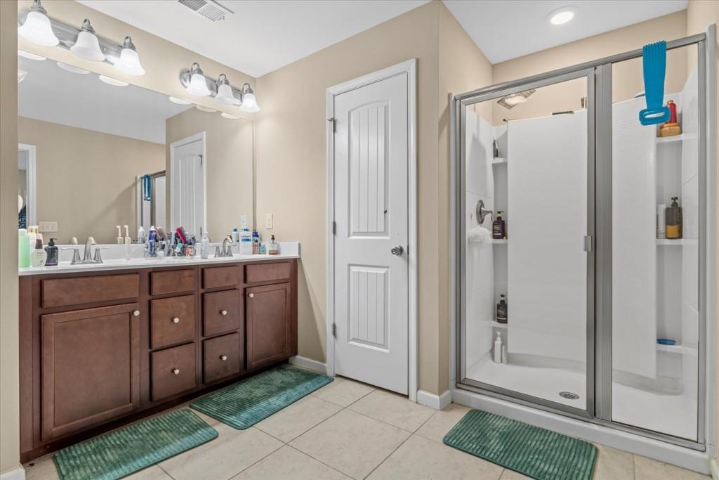 1615 Hampton Oaks Drive