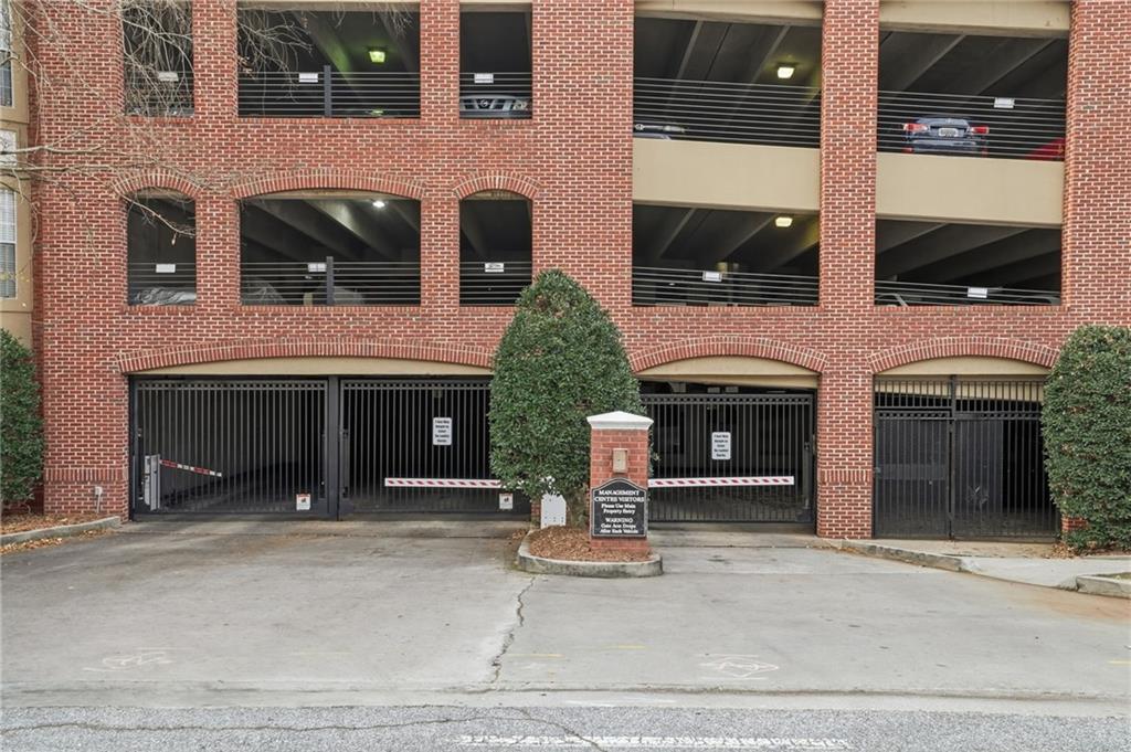 1234 Westchester Ridge