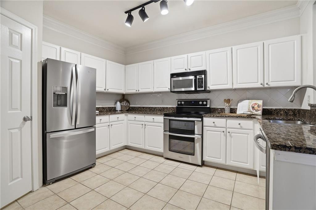 1234 Westchester Ridge