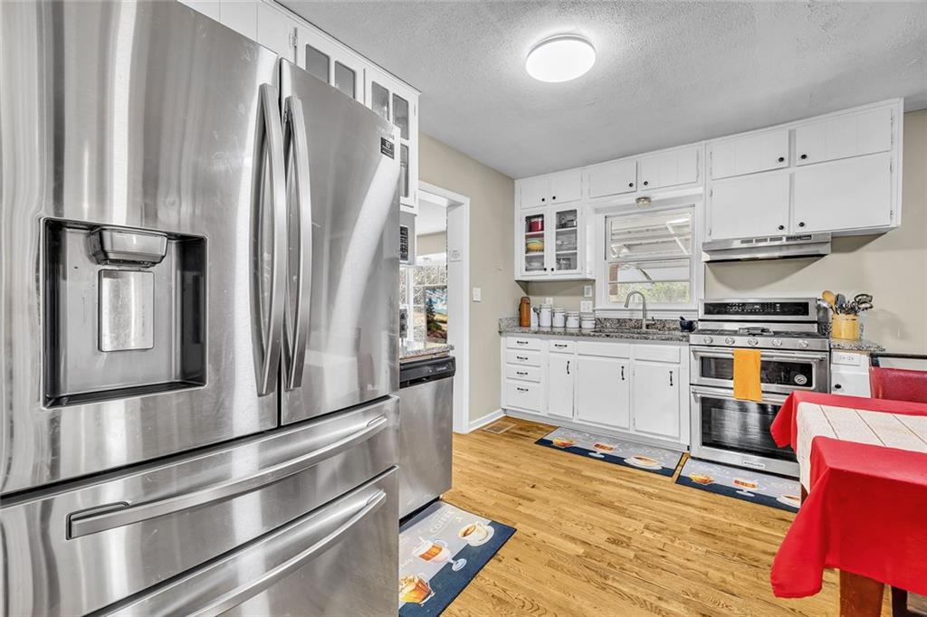 349 Virginia Place SE